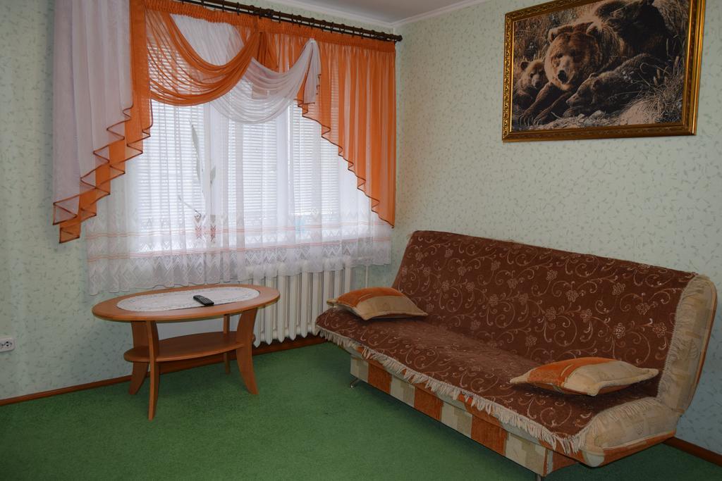 Apartments On Leninskaya Street Nyasvizh Exterior photo
